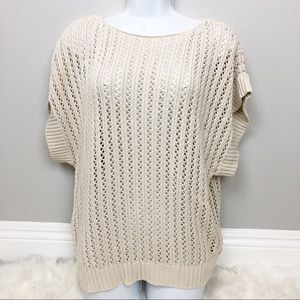 Daisy Fuentes Sweaters - Daisy Fuentes cream shirt sleeve knit sweater sz L Daisy Fuentes Sweaters - Daisy Fuentes cream shirt sleeve knit sweater sz L